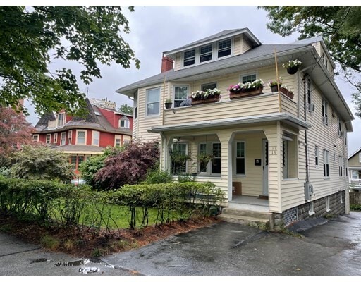 Building Photo - 13 Paul Revere Rd