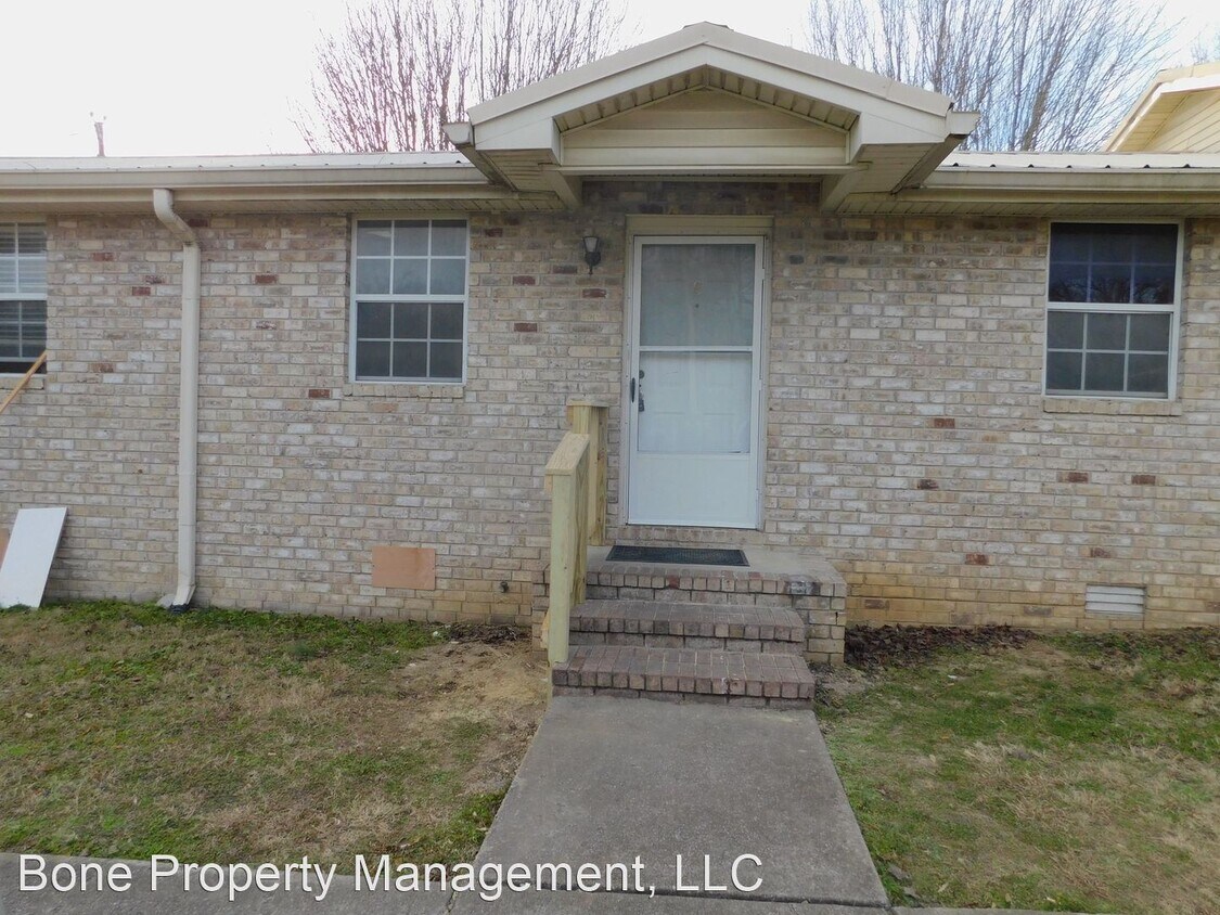 Primary Photo - 1 br, 1 bath House - 840-5 Carthage Hwy