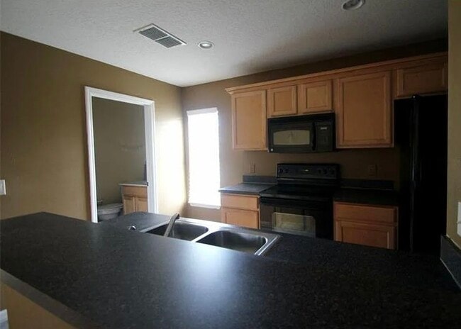 Building Photo - 4438 Virginia Dr