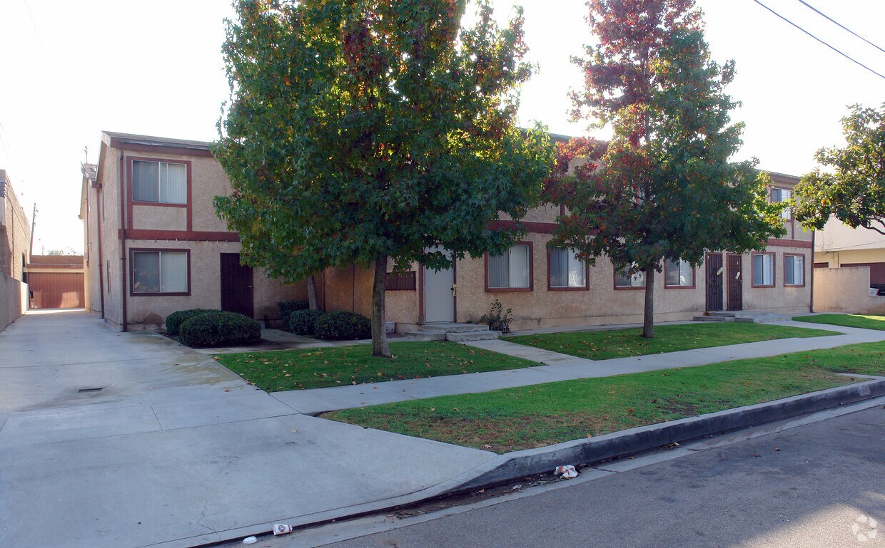 Foto del edificio - 206 N Cedar Ave