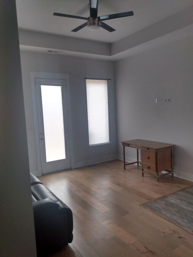 Foto del edificio - 761 Pearl Cove