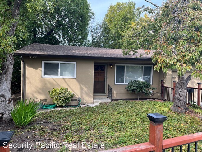 Building Photo - 2 br, 1 bath House - 1294 Monterey Ave.
