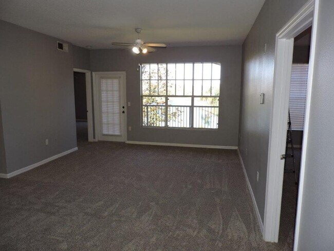Foto del edificio - 2 db/2 ba Condo at The Palms Club - Community Pool & Fitness Center!