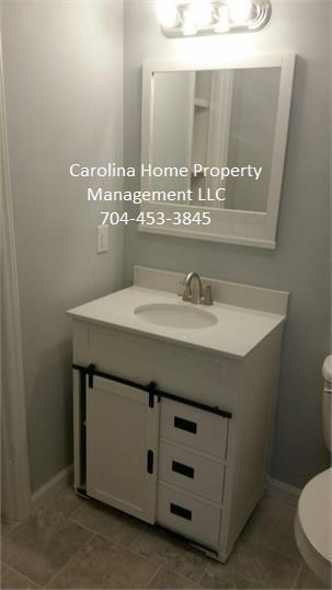 Building Photo - 421 E Liberty St