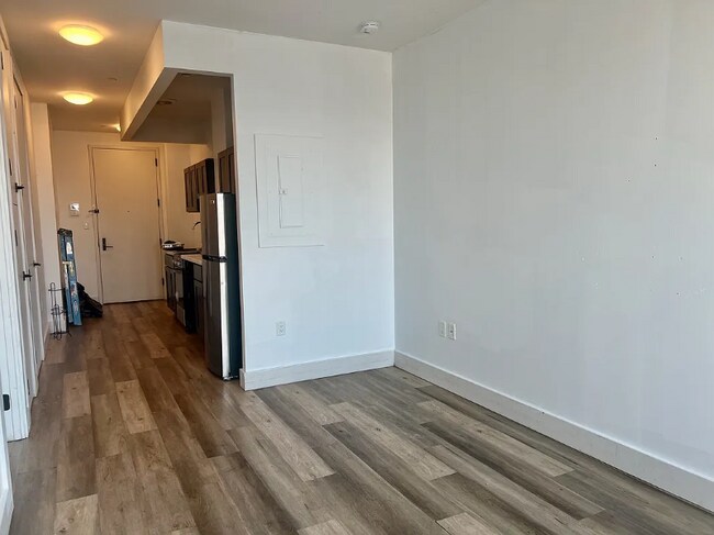 Foto del edificio - 2433 Pitkin Ave
