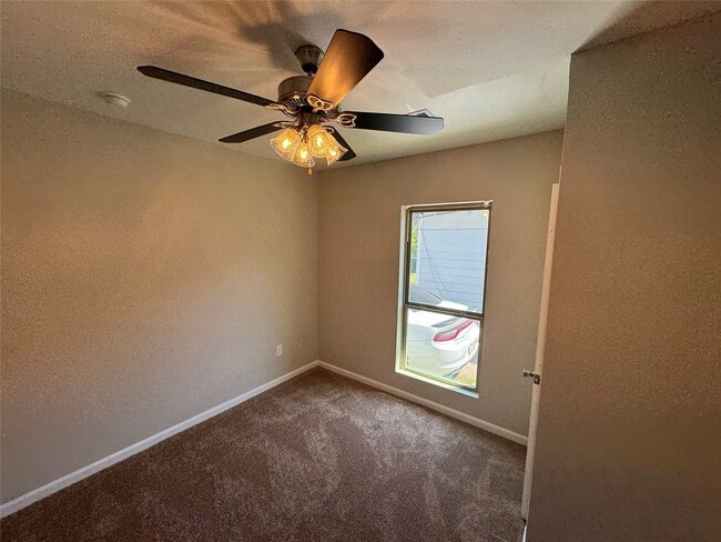 Building Photo - 3231 Holman St