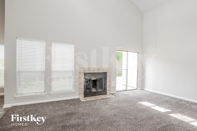 Building Photo - 7610 San Benito Dr