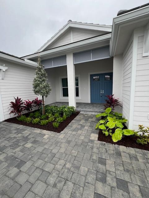 Foto del edificio - 9256 Crestview Cir