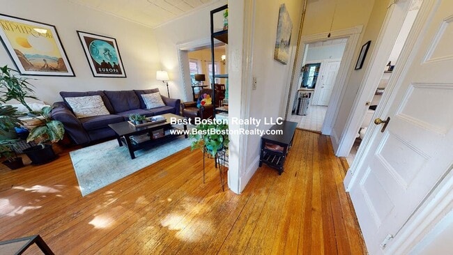 Building Photo - 289 Summer St