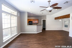 Foto del edificio - 2172 Bentwood Dr