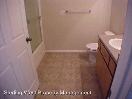 Building Photo - 3165 Juniper Ridge Dr