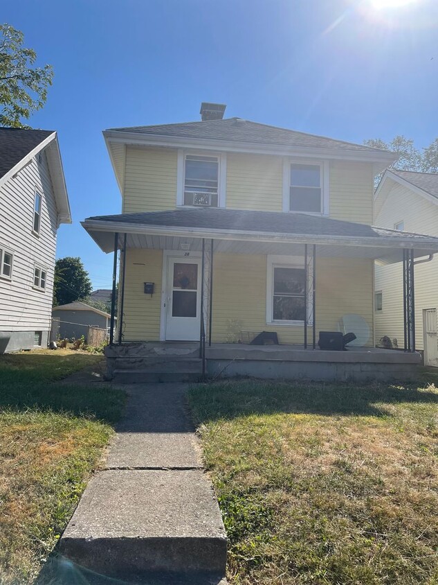 Foto principal - Large Single Family Near Downtown Dayton