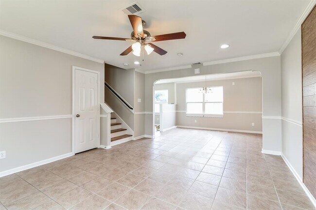 Building Photo - 3531 Barkers Crossing Ave