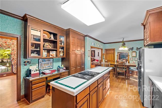 Foto del edificio - 8541 Bartlett Rd