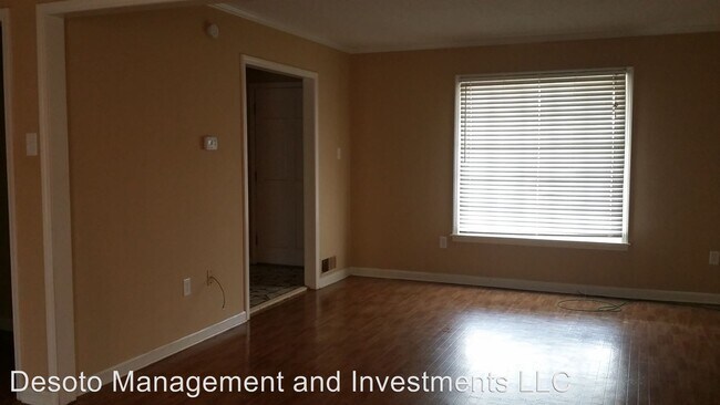 Foto del edificio - 3 br, 2 bath House - 1092 Rasco Dr.