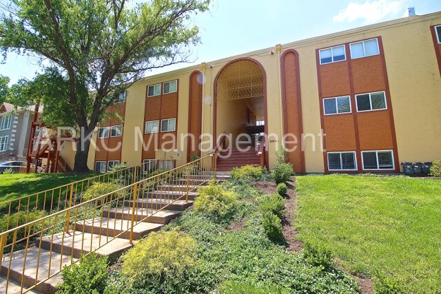 Foto del edificio - 3932 Warwick Blvd