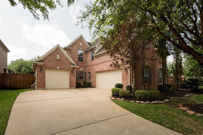 Foto del edificio - 21335 Shawnee Park Dr