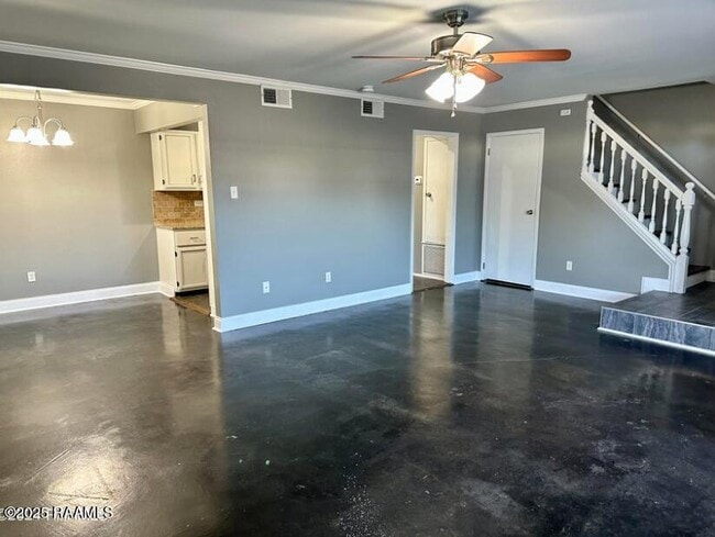 Building Photo - 200 Lodge Dr