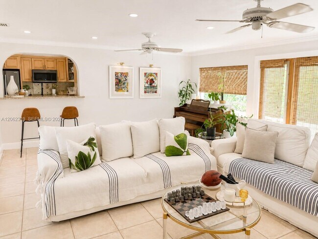 Foto del edificio - 4611 SW 82nd Ct