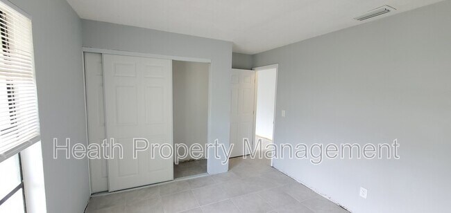 Building Photo - 4400 45th St N