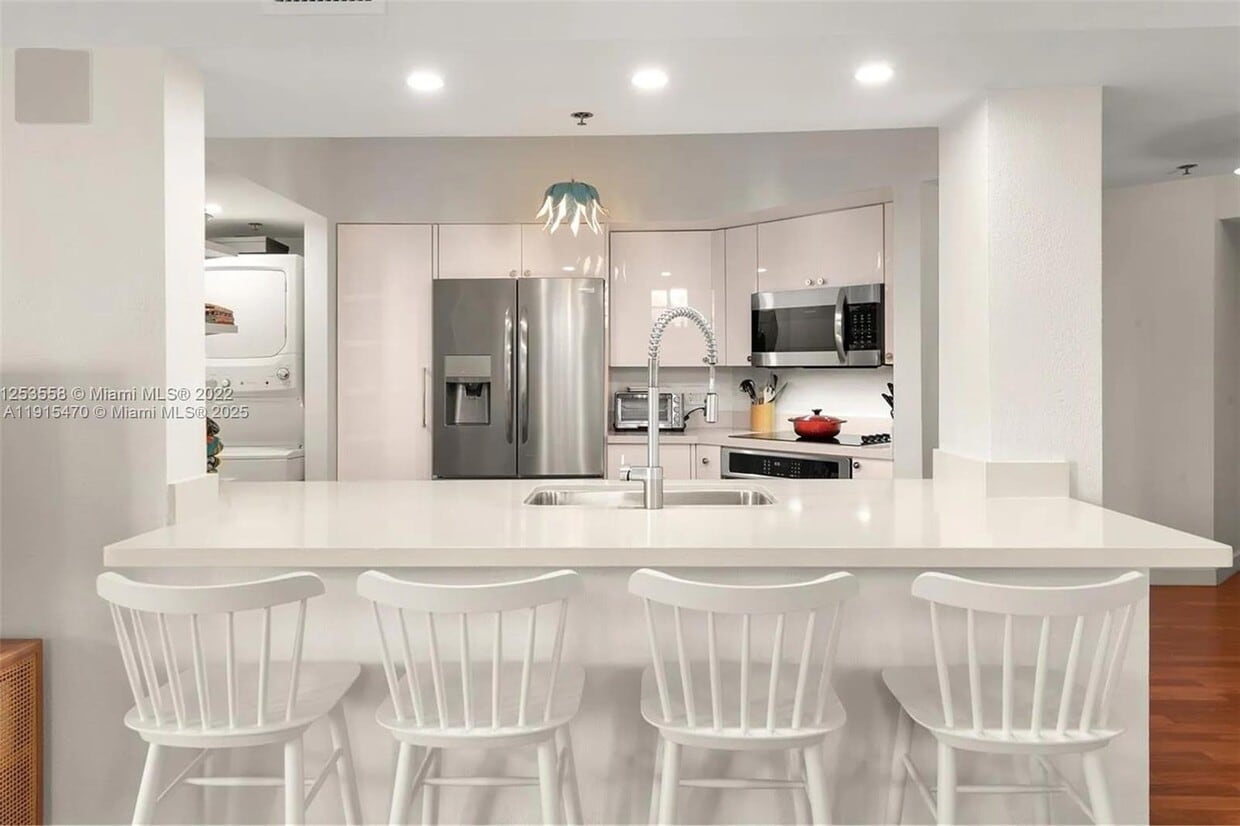 Foto principal - 125 Jefferson Ave