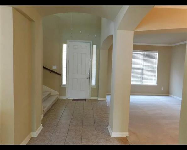 Building Photo - 3600 Nandina Dr