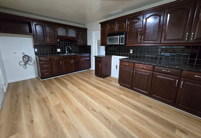Foto del edificio - House for rent in LANCASTER | 3 Bedrooms |...