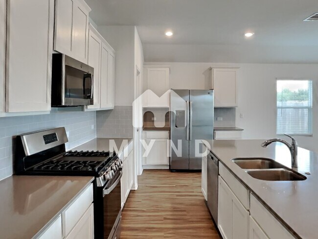 Building Photo - 10533 Steinbeck Dr