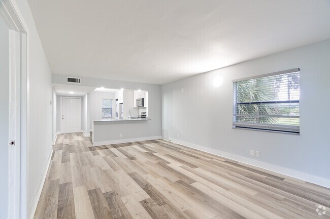 2BR, 2BA - 1,200SF - Lake Arjaro Apartments