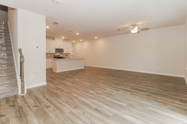 Foto del edificio - 1565 Villageside Ct