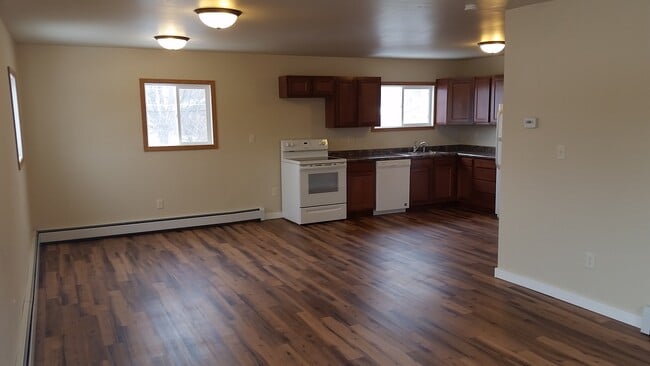 Building Photo - 241 S Healy Ave