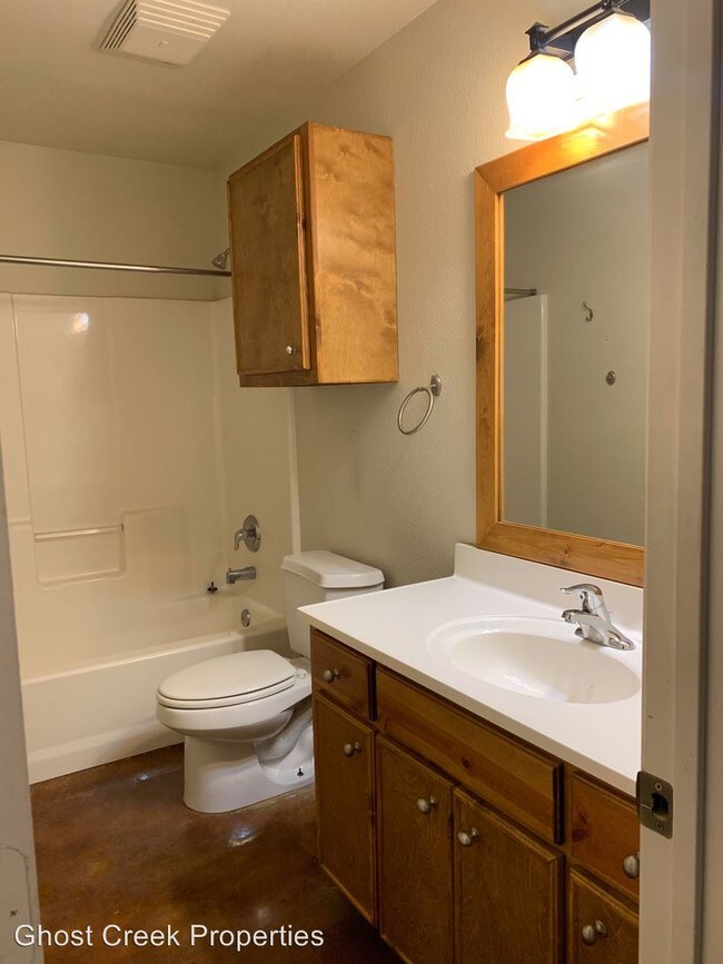 Foto del edificio - 119 Oakridge Ln