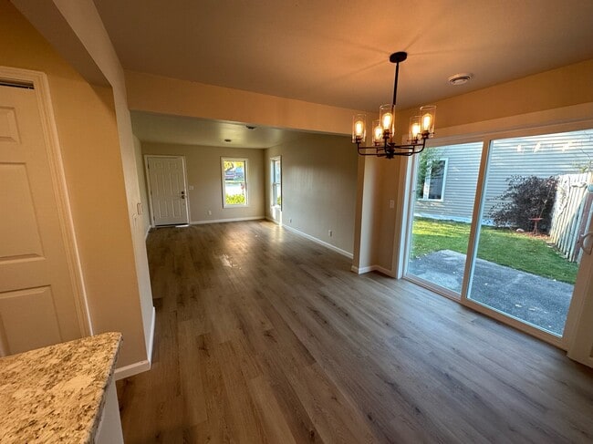 Foto del edificio - 834 Nicholas Ct