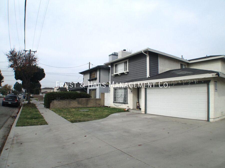 Foto del edificio - Beautiful Two Story Townhouse in the Heart...