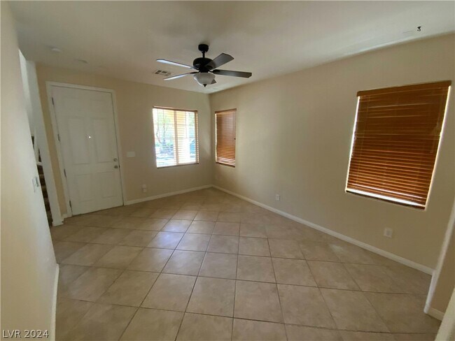 Building Photo - 8411 Sequoia Grove Ave