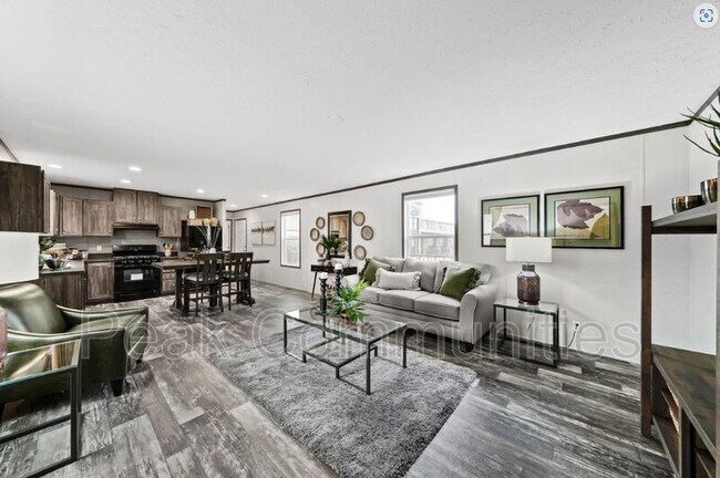 Foto del edificio - 303 Shady Brook Hts