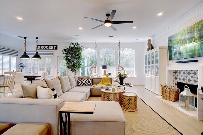 Building Photo - 5009 Arbor Hollow Dr