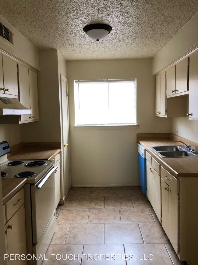 Foto del edificio - 1747 Jade Ave