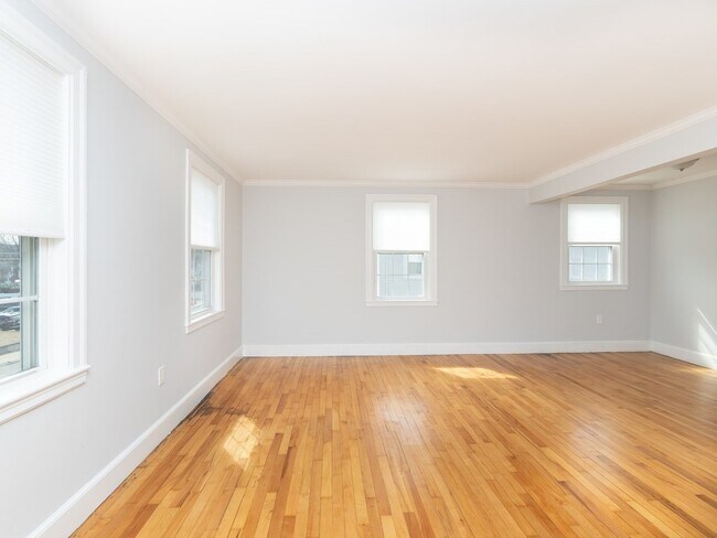 Foto del edificio - 55 Colchester St