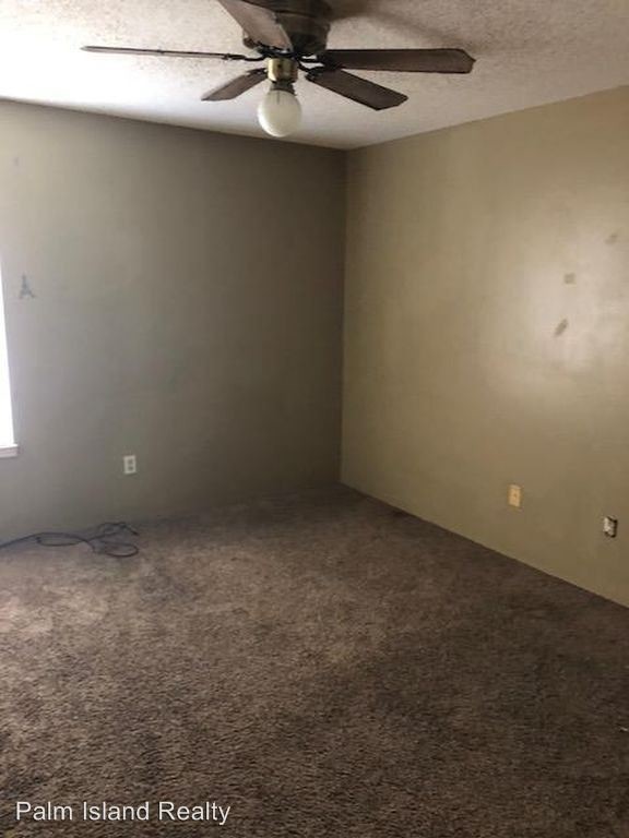 Building Photo - 2 br, 1 bath House - 3731 Frontera Cir
