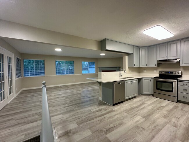Foto del edificio - 2129 Creek Way