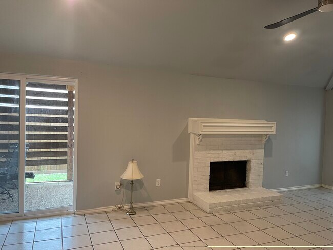 Foto del edificio - 1508 Nest Pl