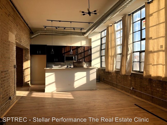 Foto del edificio - 1432 W 21st St