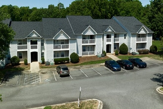 Building Photo - Huntersville Commons
