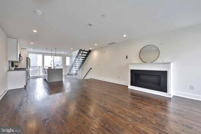 Foto del edificio - 965 N Lawrence St