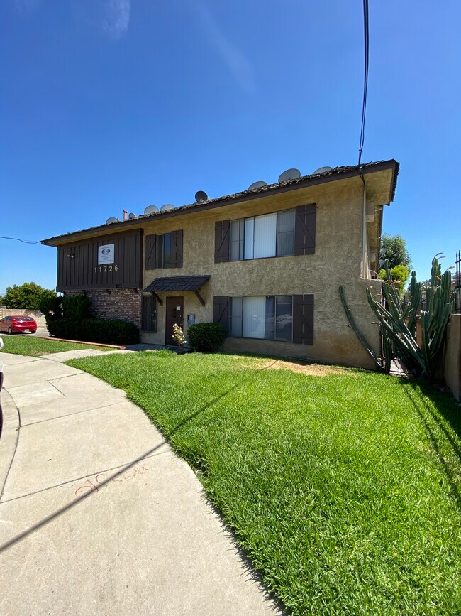 Foto del edificio - 11726 Lemay St