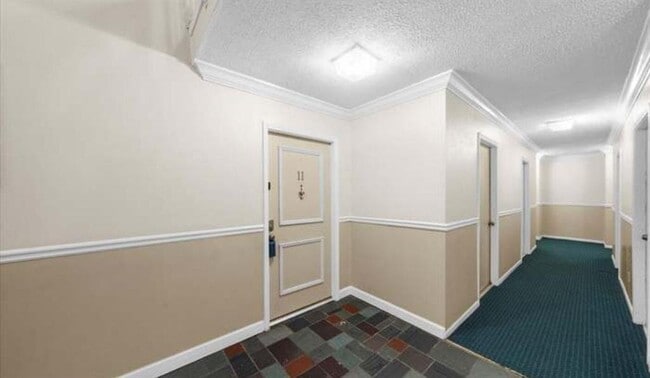 Foto del edificio - 6851 Roswell Rd