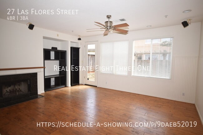 Building Photo - 27 Las Flores St