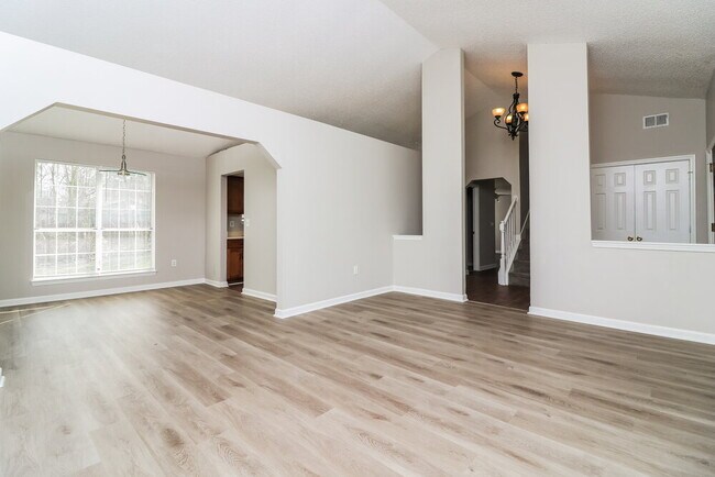 Foto del edificio - 4498 Whitt Station Run