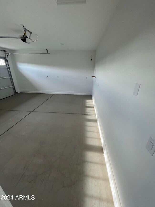 Foto del edificio - 24604 N 170th Dr